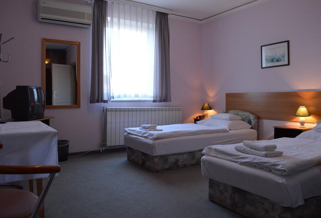 קצ'קמט Apollo Motel חדר תמונה