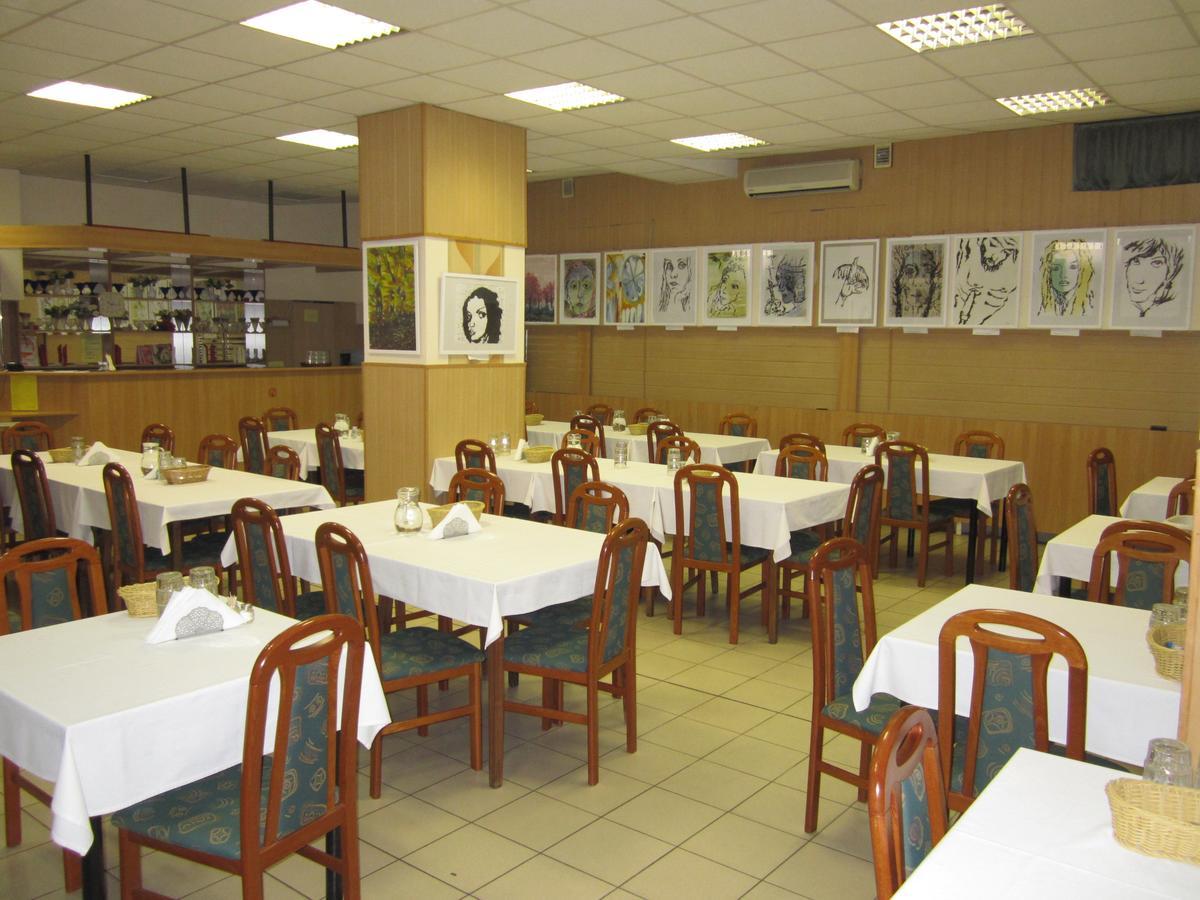 קצ'קמט Apollo Motel מראה חיצוני תמונה